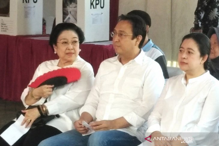 Megawati-01_1 - Copy (2)