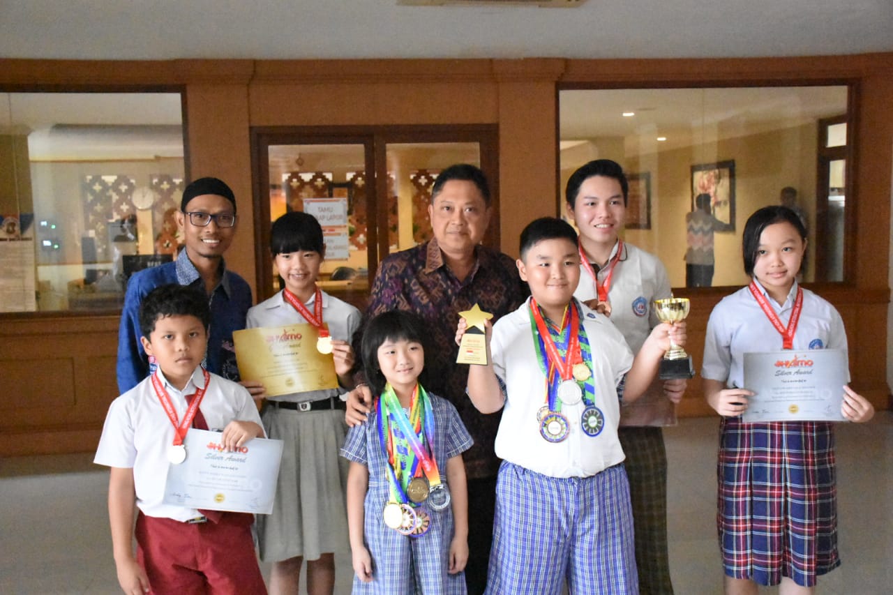Minta Restu Walikota Rai Mantra, Tujuh  Siswa  Denpasar Lolos Olimpiade Internasional 