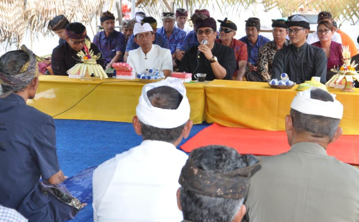 Wabup Sanjaya Apresiasi Ngaben Masal DP. Bangah, Baturiti