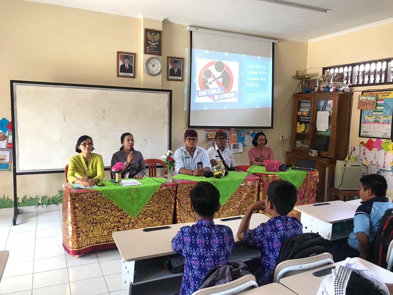 Sebagai Implementasi Kota Layak Anak : Pemkot Denpasar Sosialisasikan Mobil Konseling Sasar Siswa SD