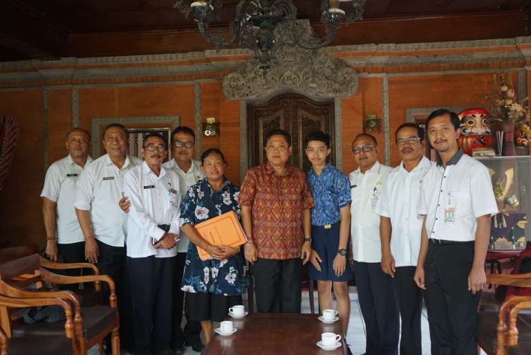 Siswa SMPN 9 Denpasar Wakili Indonesia Pada We Code Internasional Tahun 2019, Kembangkan Inovasi Aplikasi Sitangan, Atasi Masalah Pangan di Masa Depan