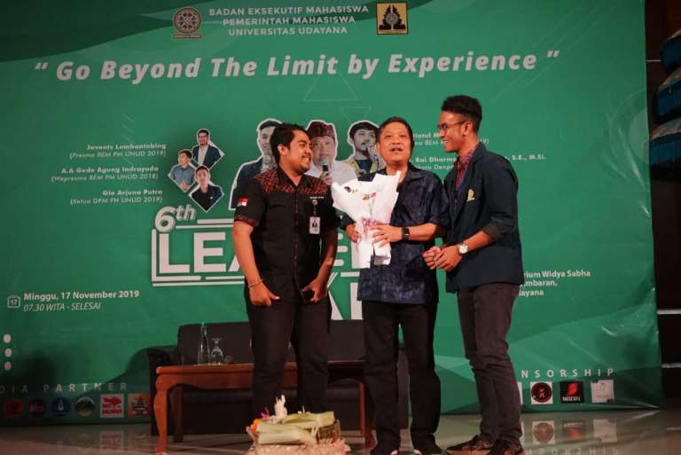 Rai Mantra Jadi Pembicara di “Leaders Talk” Unud,   Sebut Mahasiswa Agent of Change, Ajak Tumbuhkan Terus Keahlian.