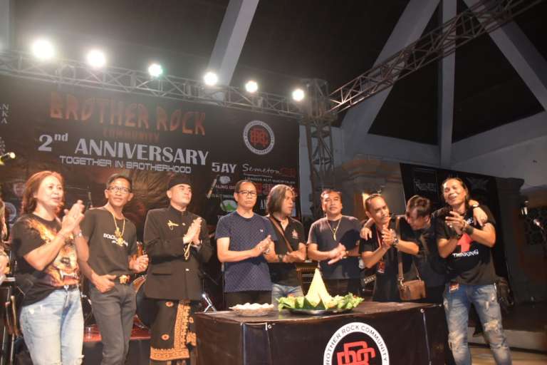 Wabup Suiasa Hadiri Puncak HUT Ke-2 BRC,   Ingatkan Persatuan Dalam Komunitas Musik