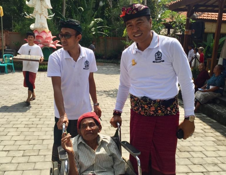 Klumpu Padi Bali Gelar Pengobatan Mata Gratis Gandeng John Fawcett Foundation