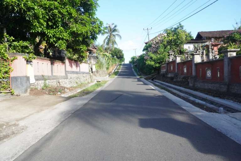 9 Tahun Selesaikan Jalan 720 KM