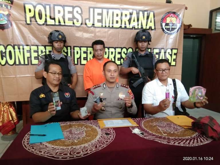 Bawa Sabu, Satpam Dibekuk Polisi