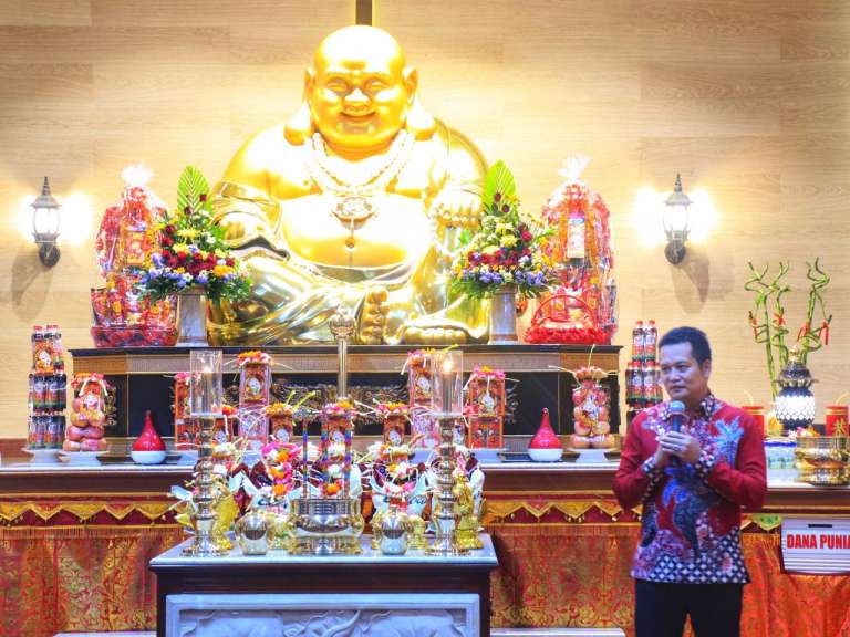 Wabup Kembang Hadiri Perayaan Imlek 2020 di Vihara Maitreya Centre Negara