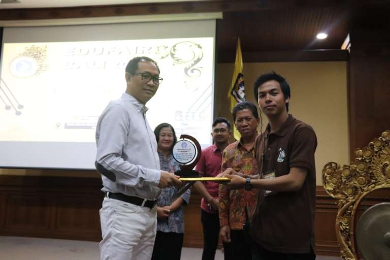 Edufair Bali 2020 di Puspem Badung,   Wabup Suiasa : Cetak SDM Unggul, Antisipasi Persaingan Era Global