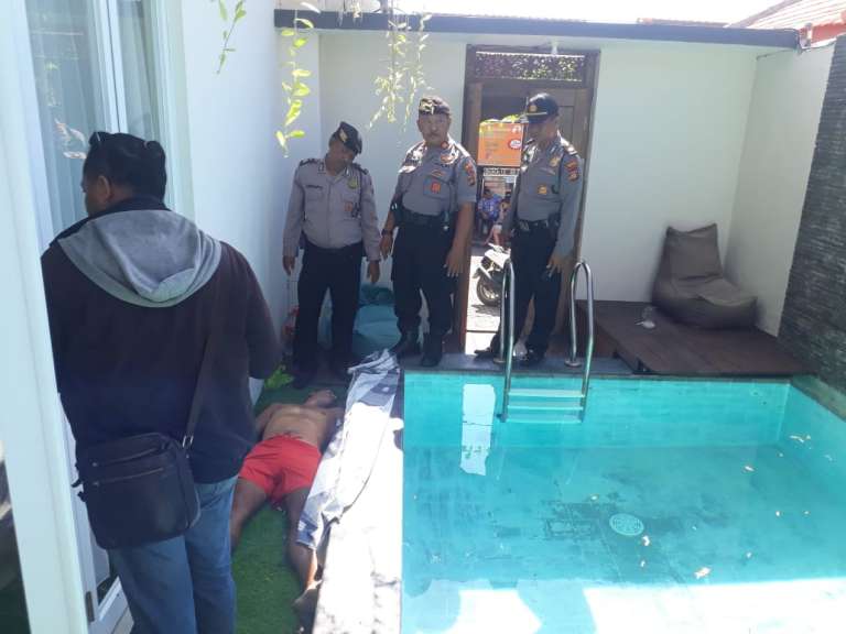 WNA Ditemukan Meninggal Dunia di Kolam Renang