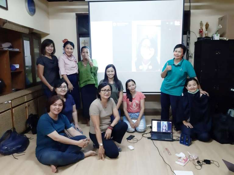Emiliana Sri Wahjuni bersama Care and Reach Community Bali Rangkul Orang Tuan Anak Berkebutuhan Khusus Dengan Cara Ini