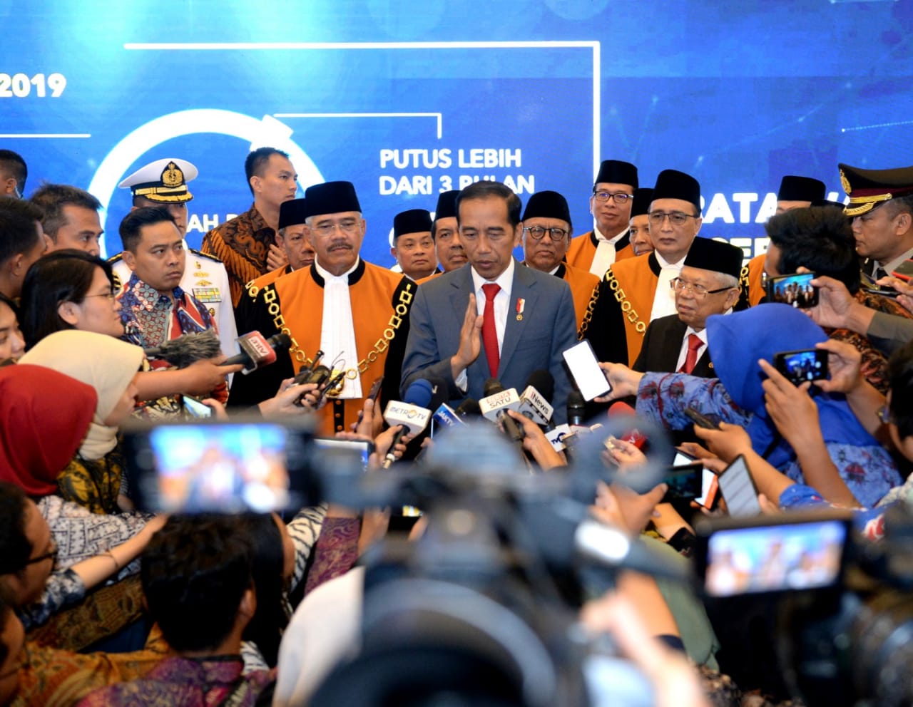 1ffa8d3c-882d-4c1d-8bef-4f16fe9e5b69