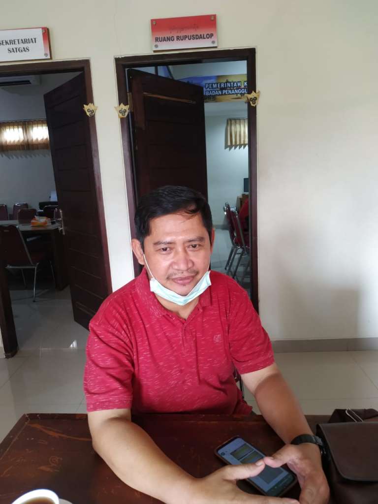 Warga Masuk Bali Jalani Rapid Test di Gilimanuk