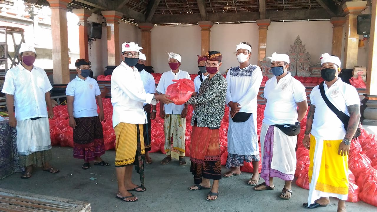 Bagi Sembako Kusamba