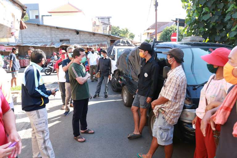 Bupati Suwirta Kembali Tertibkan Pedagang Bermobil di Terminal Galiran