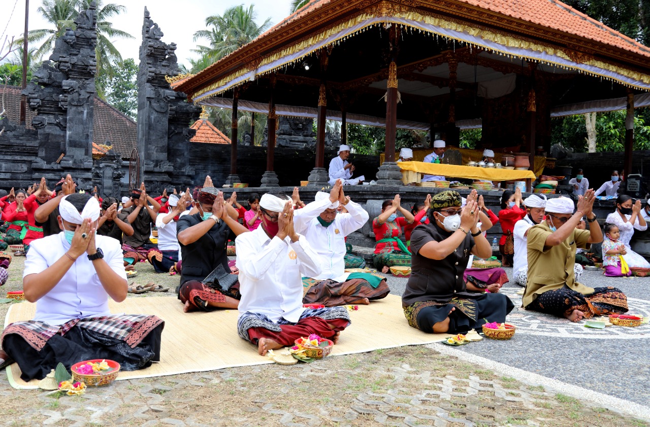 Bupati di Kuwum (5)