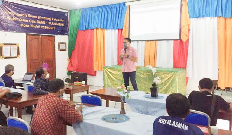 SMA Negeri 1 Blahbatuh Laksanakan Pemilihan Ketua OSIS Melalui E-VOTING