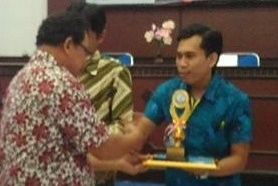 Dua Guru SD di Jembrana Raih Medali Tingkat Nasional