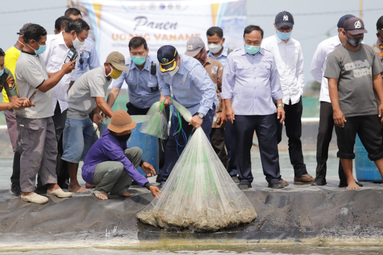 f6c8461c-780e-4a54-85fa-3051a3ffd67a