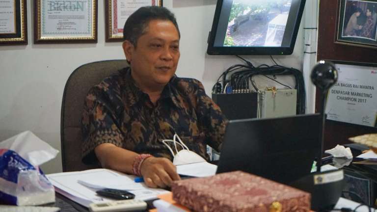 Rai Mantra Buka Seminar Nasional Dalam Rangka 1 Abad RSUD Wangaya, Momentum Upgrade Ilmu dan Pengetahuan Hadapi Tantangan RSUD di Era AKB