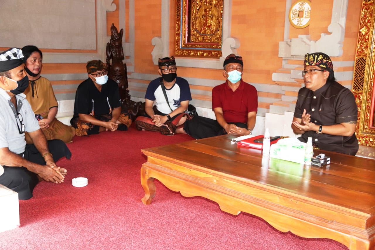Bupati Melayat (2)