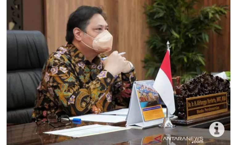 Sudah diberi stimulus, Airlangga ingatkan pengusaha wajib bayar THR