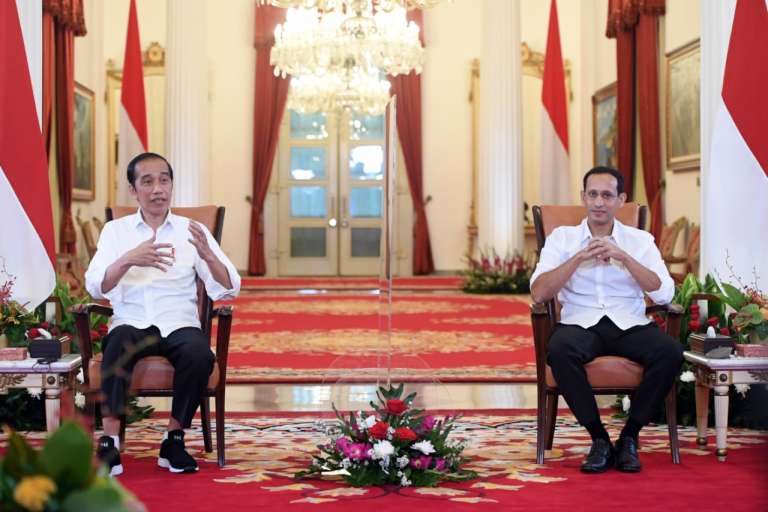 Apa yang menjadi harapan Presiden Joko Widodo terhadap kompetensi dari lulusan perguruan tinggi Indonesia di masa mendatang?