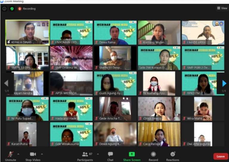 Agar Makin Cakap Digital, Kominfos Gandeng Relawan Sasar Siswa SMP di MPLS Kota Denpasar