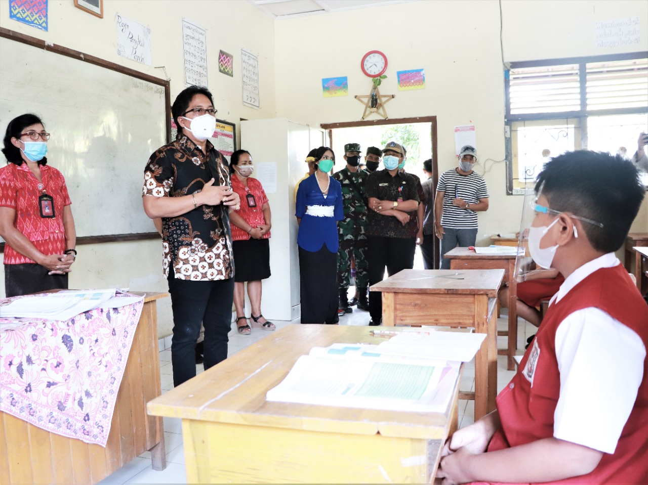 Bupati Kungjungi Sekolah (10)