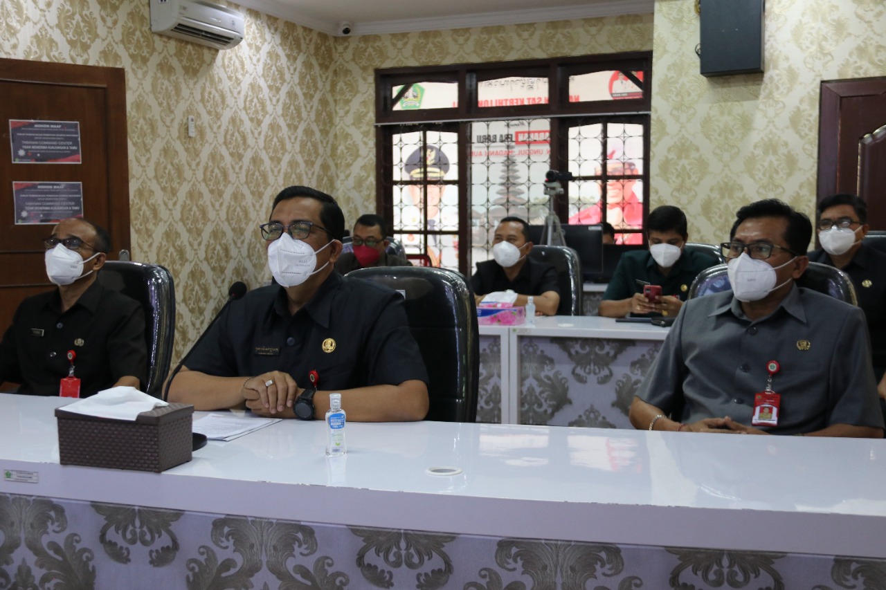 Bupati Tabanan Sampaikan Tujuh Buah Ranperda Pada Rapat Paripurna DPRD Kabupaten Tabanan1
