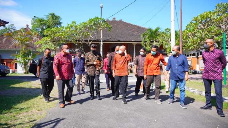 Menkop UKM Teten Masduki bersama Indonesia Wellness Institute Ajak Kampus di Bali Dukung Pengembangan Industri Wellness