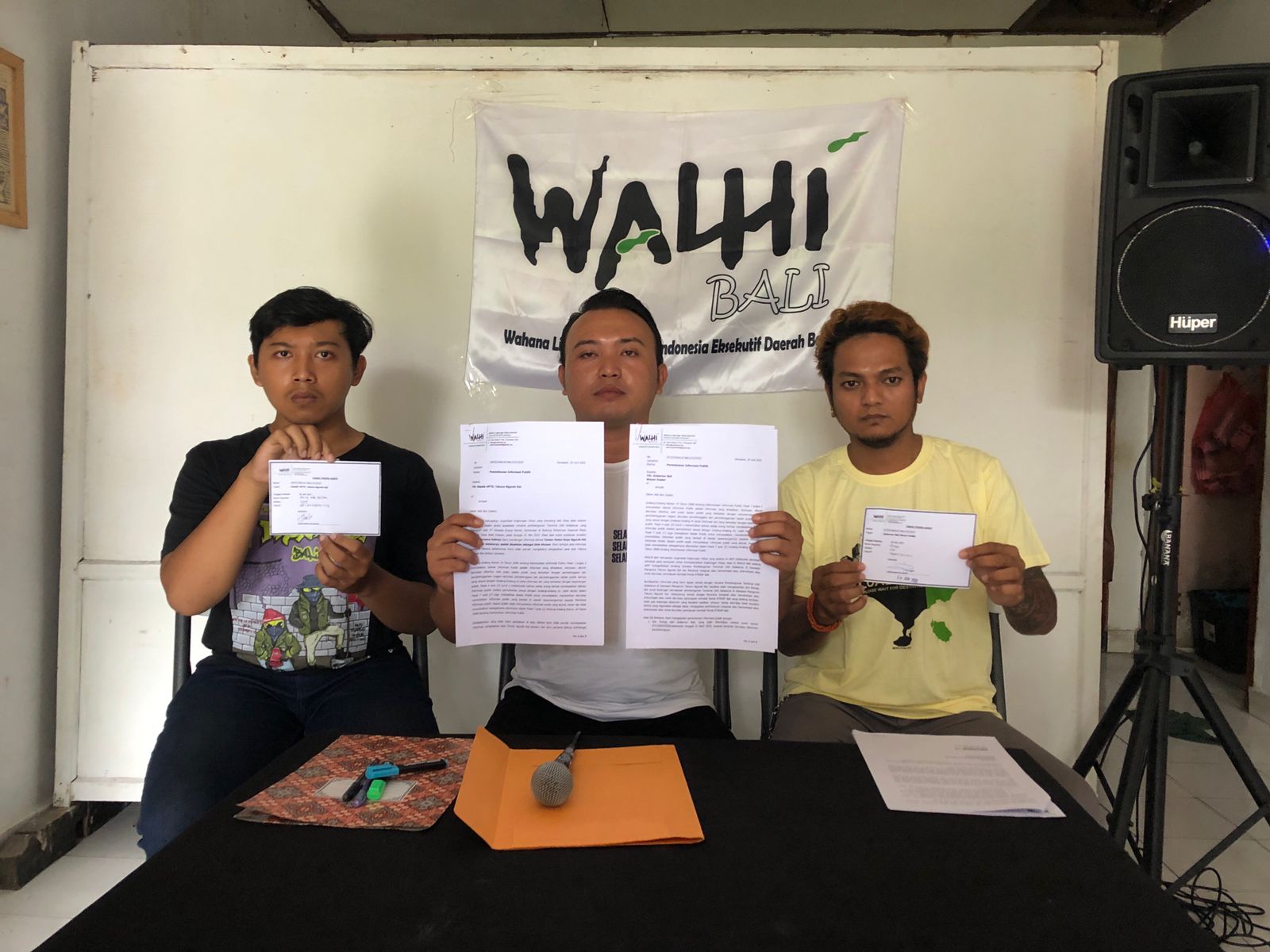 Dokumentasi Konferensi Pers Permohonan Informasi Publik 30 Juni 2022 (4)