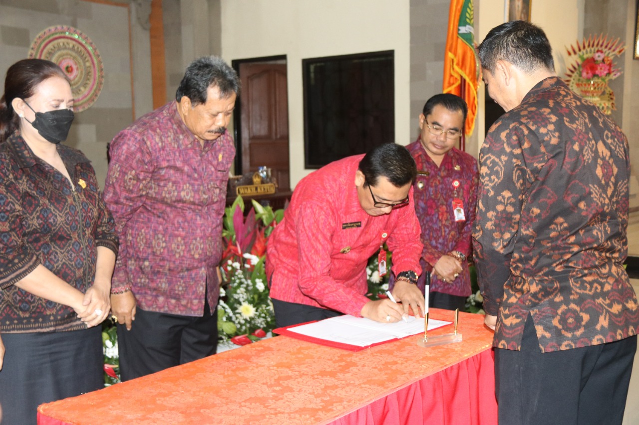 Rapat Paripurna Ke-6 (2)