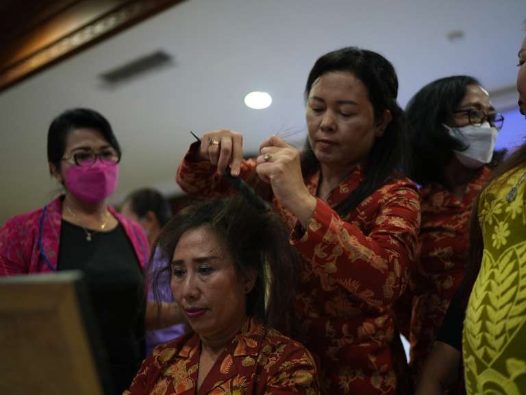 Pemkab Badung Laksanakan Workshop Tata Rias Kecantikan