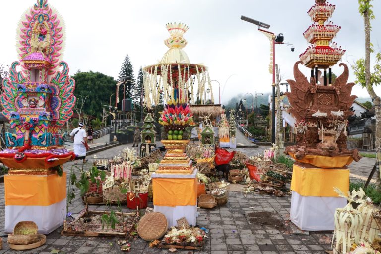 Pura Besakih Kini Jadi Venue yang Asyik Ditonton, Bukan Lagi Kawasan Suci