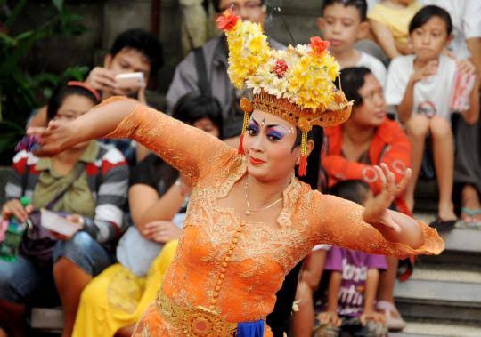 Rapuhnya Karakter Manusia Bali, dan Memudarnya Peradaban