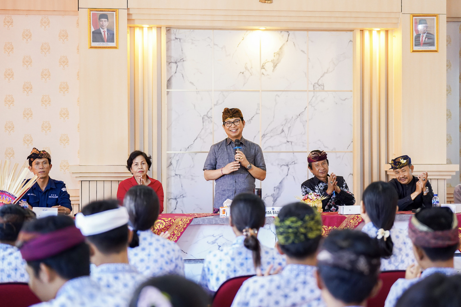 Jadi Narasumber (1)