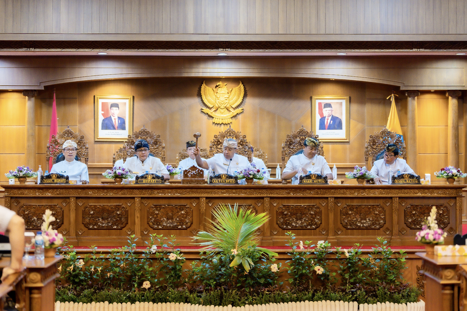 Sidang Istimewa (5)