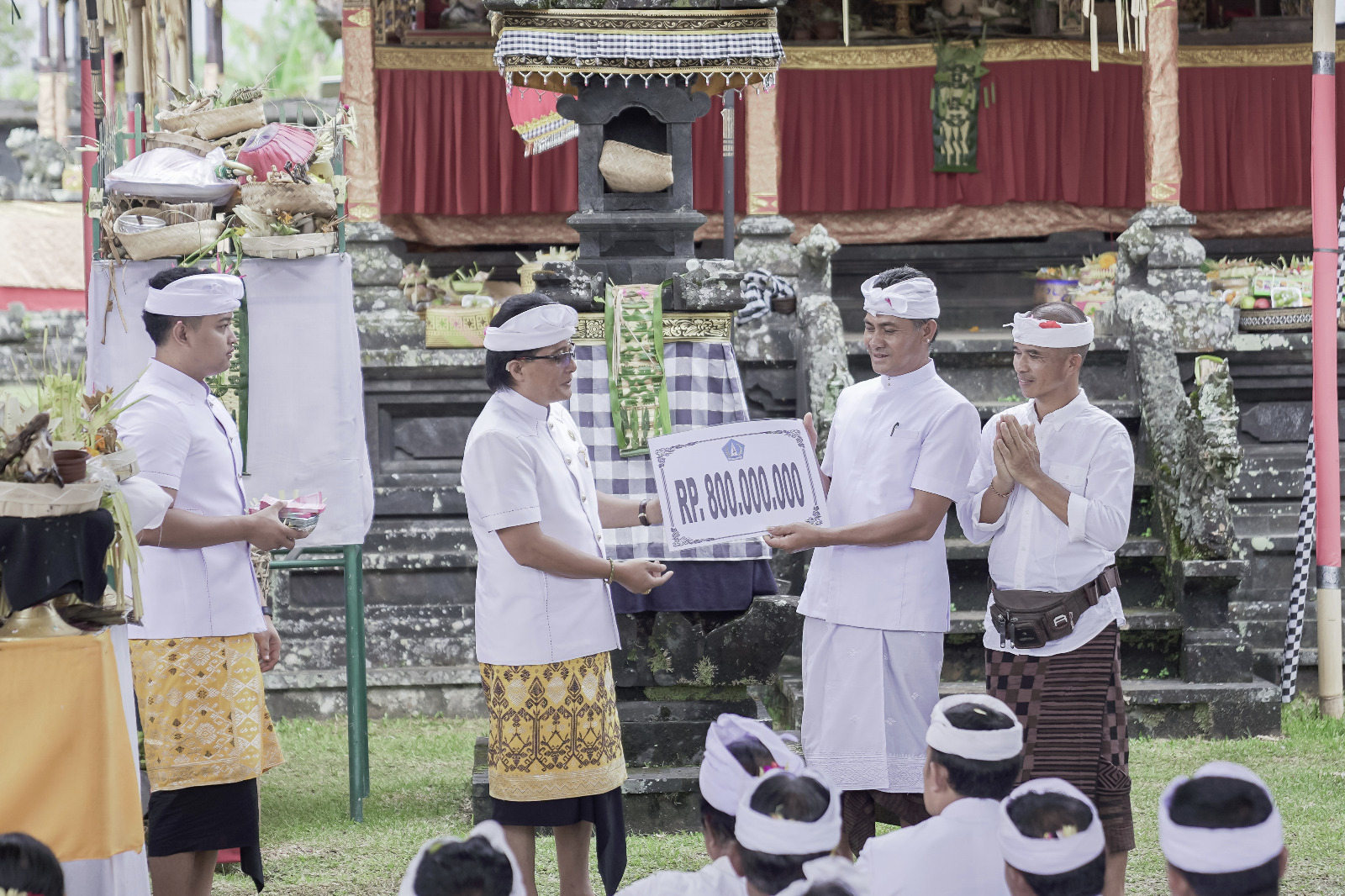 Bupati (19)
