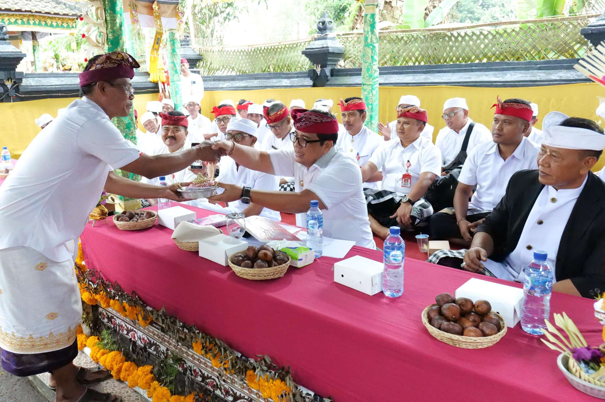 Bupati Tabanan Rangkaian Ngenteg Linggih di Pura Subak Abian Batur Dayang Kebonjero, Munduktemu, Pupuan (3)