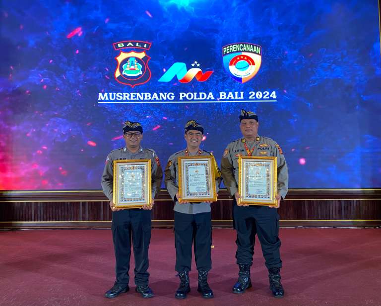 Polres Buleleng Terima Penghargaan dari Kapolda Bali