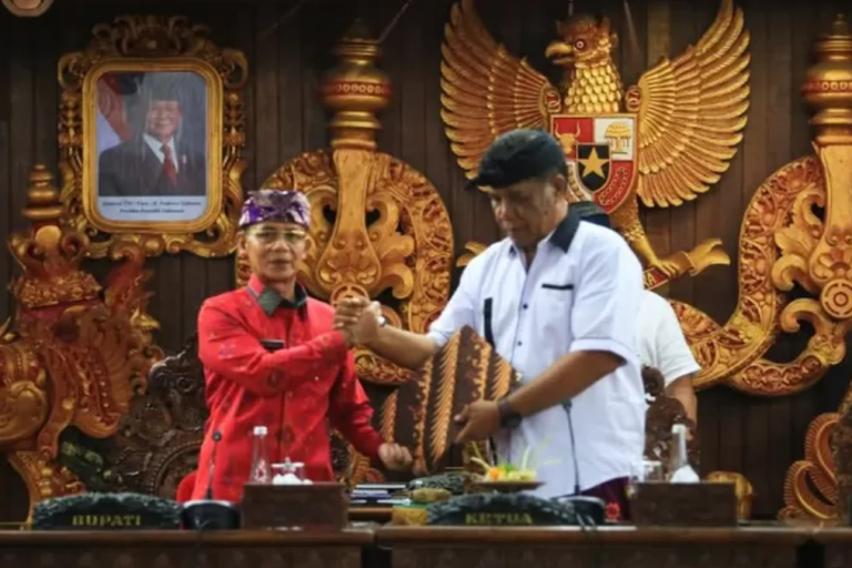 Pemkab dan DPRD Klungkung Sepakati Rancangan Awal RPJMD