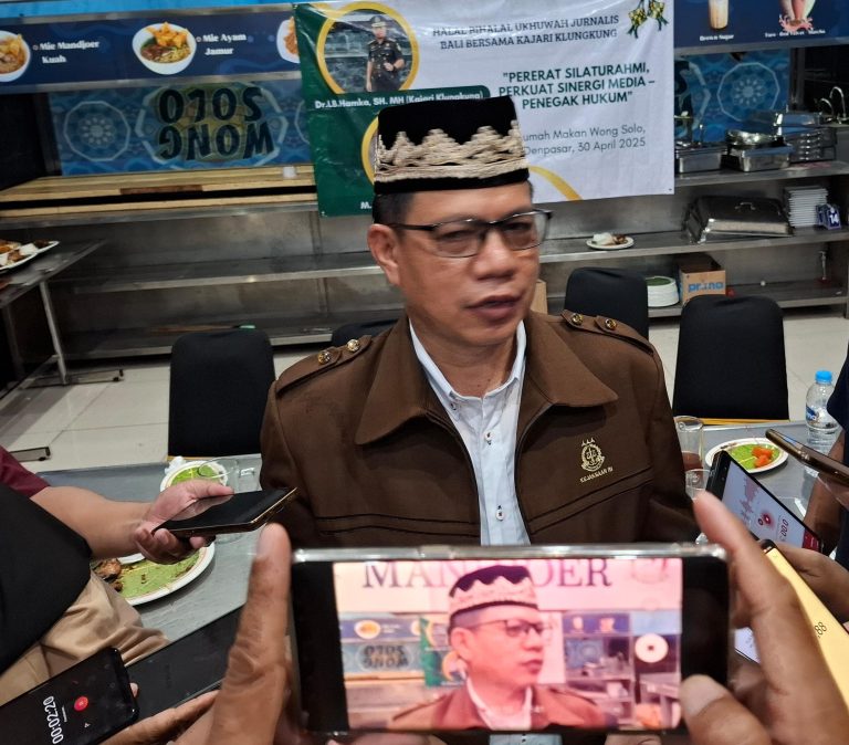 Modus Licik Kepsek SMKN 1 Klungkung Korupsi Dana Komite dan PIP 1 Miliar, Tahan 293 Ijazah