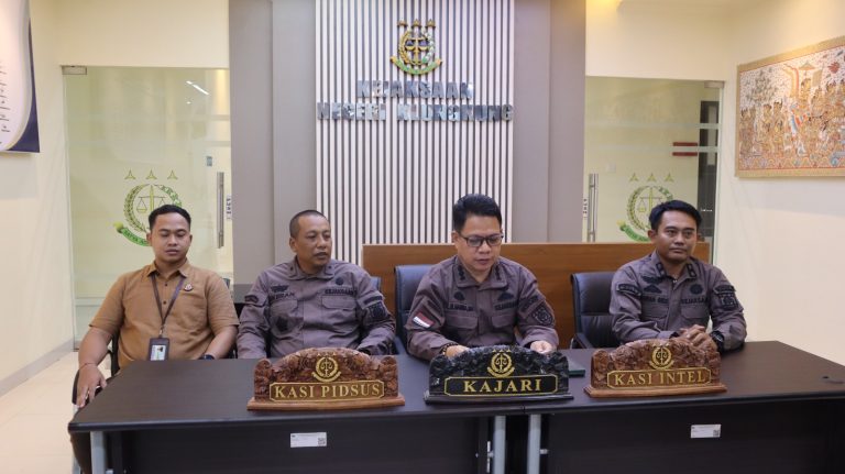 Kejari Klungkung Tetapkan Dua Tersangka Baru Kasus BUMDES Kerta Laba Dawan Kaler Selamatkan Keuangan Negara Total Rp 689 Juta Lebih