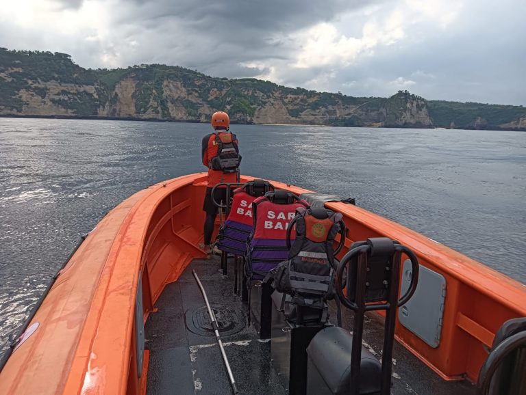 Terseret Arus Saat Berenang, Wisatawan Lokal Hilang di Perairan Nusa Penida