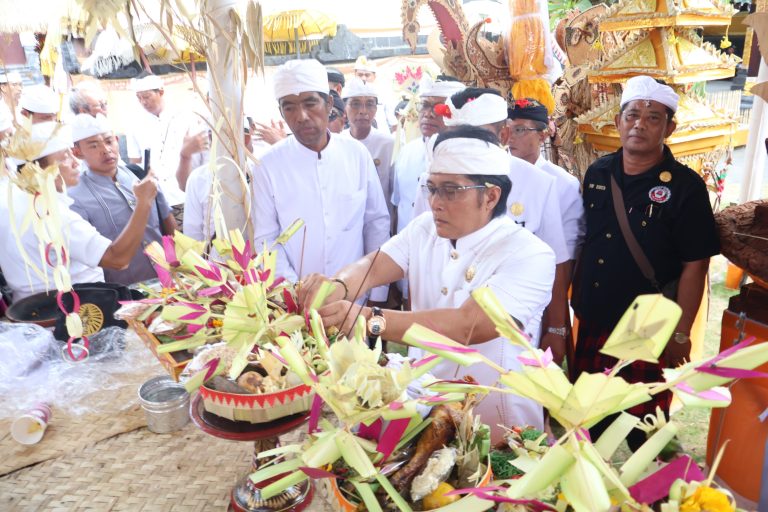 Wagub Giri Prasta Ingatkan Semeton Pasek Laksanakan Catur Swadharmaning Kepasekan