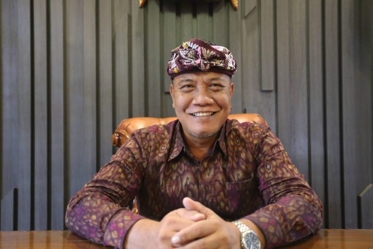 Ketua DPRD Klungkung Soroti Kekurangan Guru, Dorong Perekrutan ASN dan Perlindungan untuk Guru Pengabdi