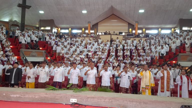 Bupati Sutjidra Ambil Sumpah/Janji PPPK Tahap II, Ajak Jaga Marwah Kabupaten Buleleng