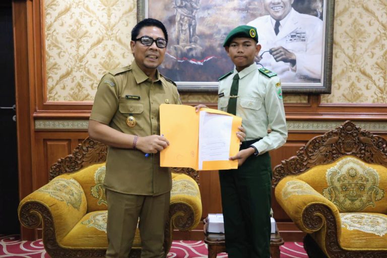 Wawali Arya Wibawa Terima Kunjungan Siswa Sekolah Unggulan SMAN 5 Taruna Brawijaya Jawa Timur