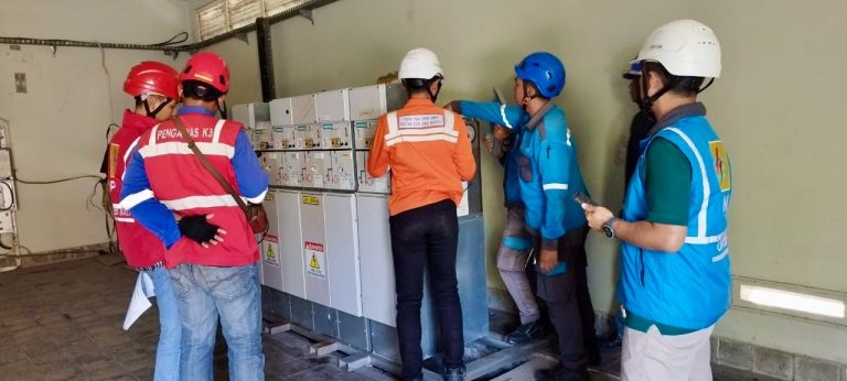 Jaga Kualitas dan Keandalan Listrik, PLN UP2D Bali Gelar Sidak K3 di Lapangan
