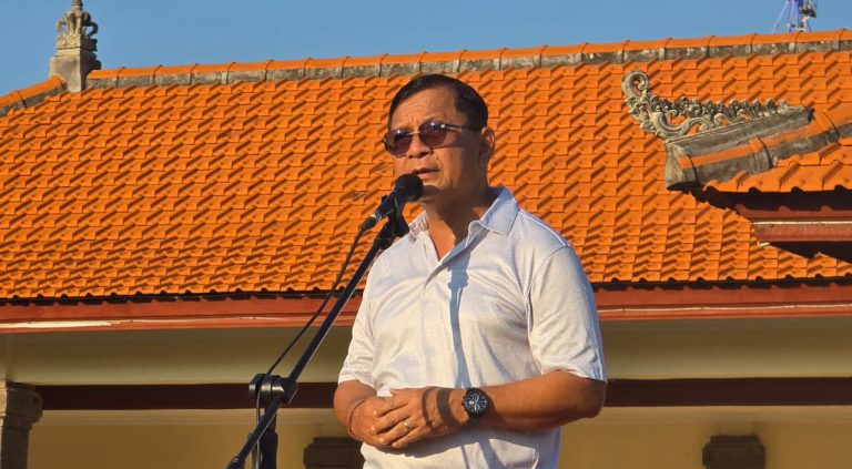Bupati Sutjidra Ajak ASN Peduli Lingkungan Di Tengah Cuaca Ekstrem
